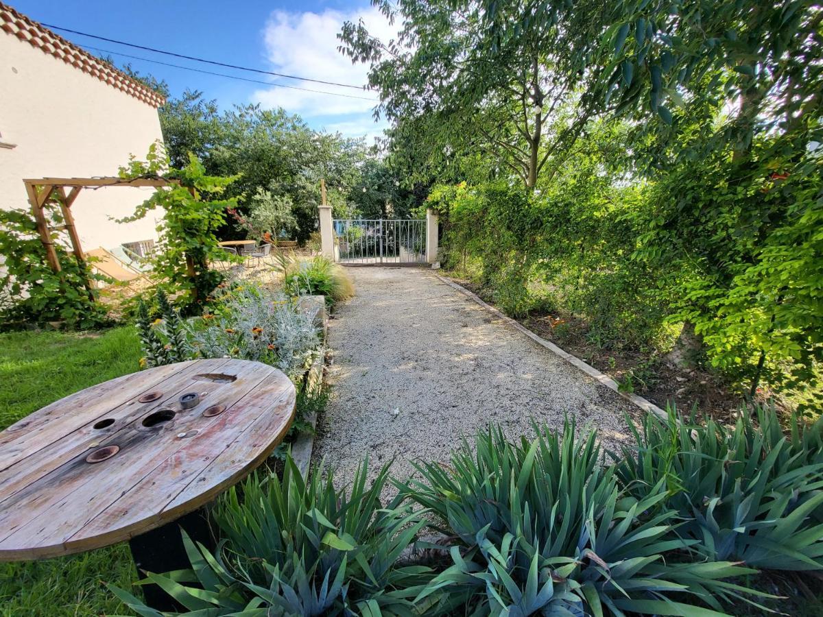 Appartement La Casita à Saint-Étienne-du-Grès Extérieur photo